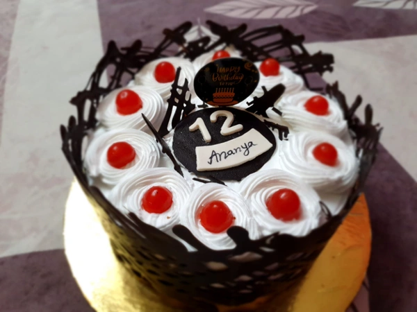 Black Forest Cake - 1 Pound